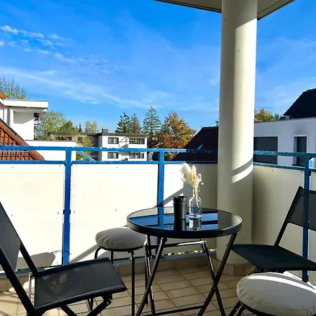 아파트 Modernes Mit Balkon 뉴울름