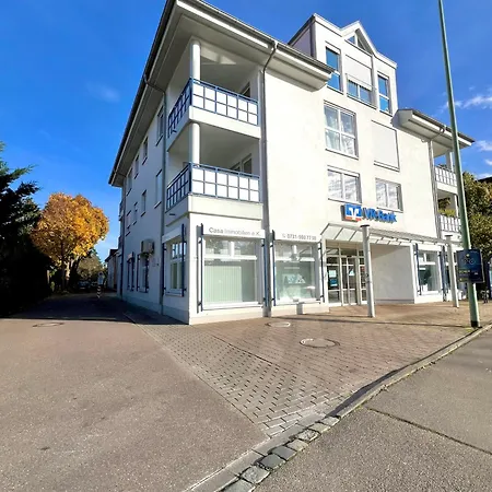 Appartement Modernes Mit Balkon Neu-Ulm